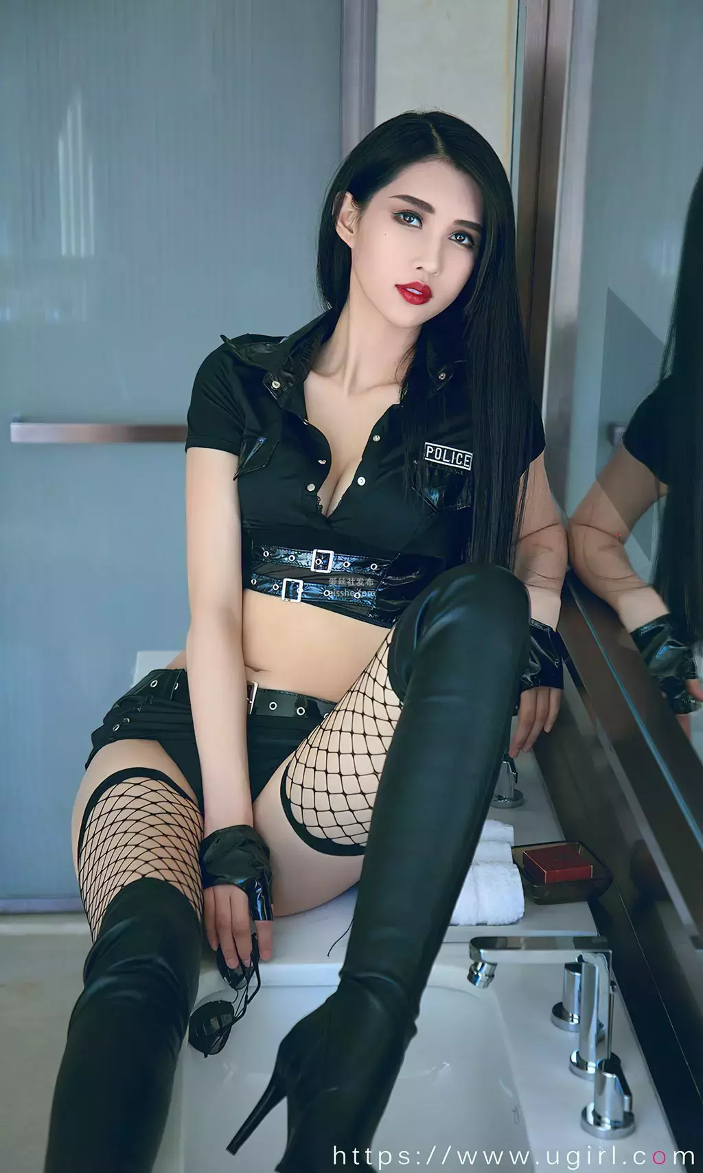 [Ugirls爱油物] 2024.04.19 No.2811 坠入 葛征 氧气美女 雪肌如玉 楚楚动人写真-丽图社