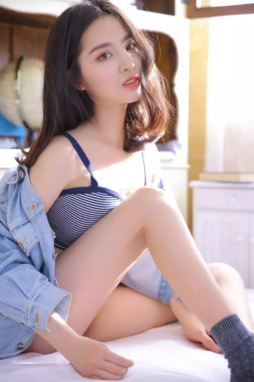 [YALAYI雅拉伊] 2023.09.18 NO.1065 美好的你 性感美女写真照素材-丽图社