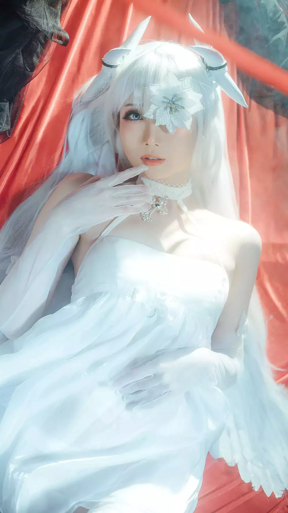 No.004-碧蓝航线 埃姆登 双黑白夜之主 &Tomoyo酱 [29P] 超高清国内美女模特精选套图-丽图社