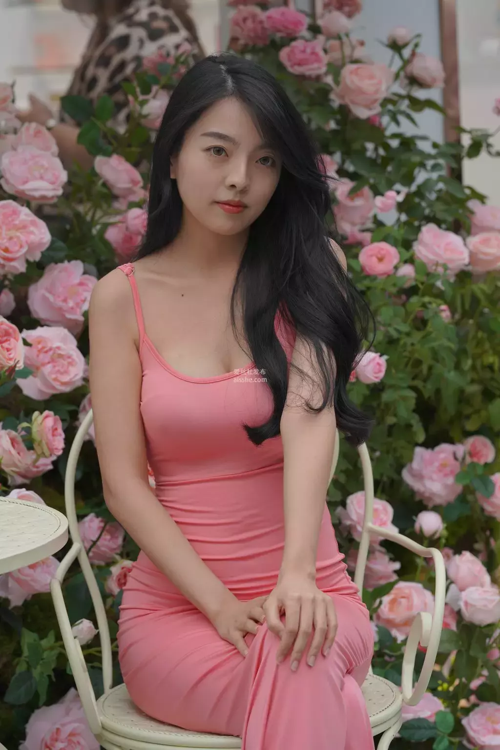 精选街拍作品 NO.2261 柔美粉色长裙 街拍性感-丽图社