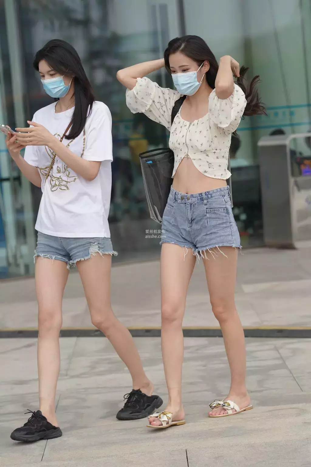 精选街拍作品 NO.2176 青春靓丽漂亮小姐姐 美女舞蹈艺术写真模特-丽图社