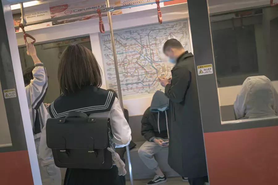 No.012-电车物语 [145P 10V] 时尚美女写真壁纸图片照-丽图社