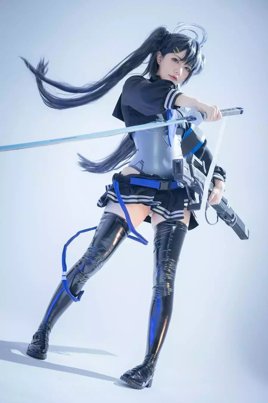 No.019 – 蓝色袖章 [25P] 美若天仙的少女写真-丽图社