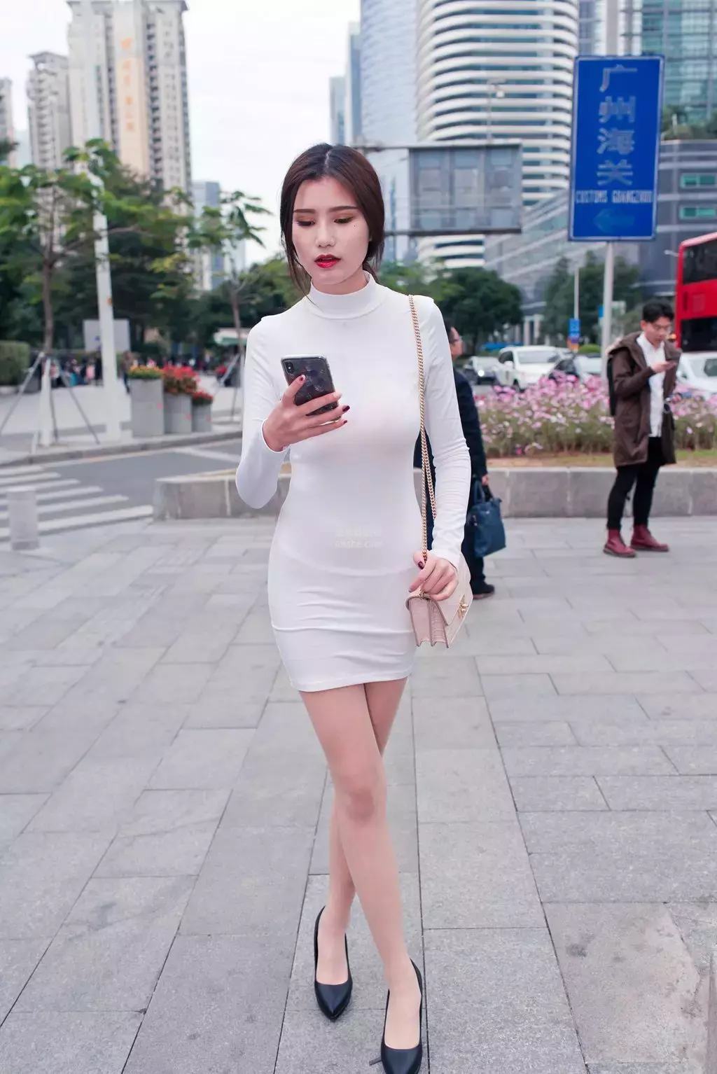 魔镜街拍 NO.103 谍杀风云 短裙肉丝女杀手婷婷·的行动终局篇 街拍超短裤-丽图社