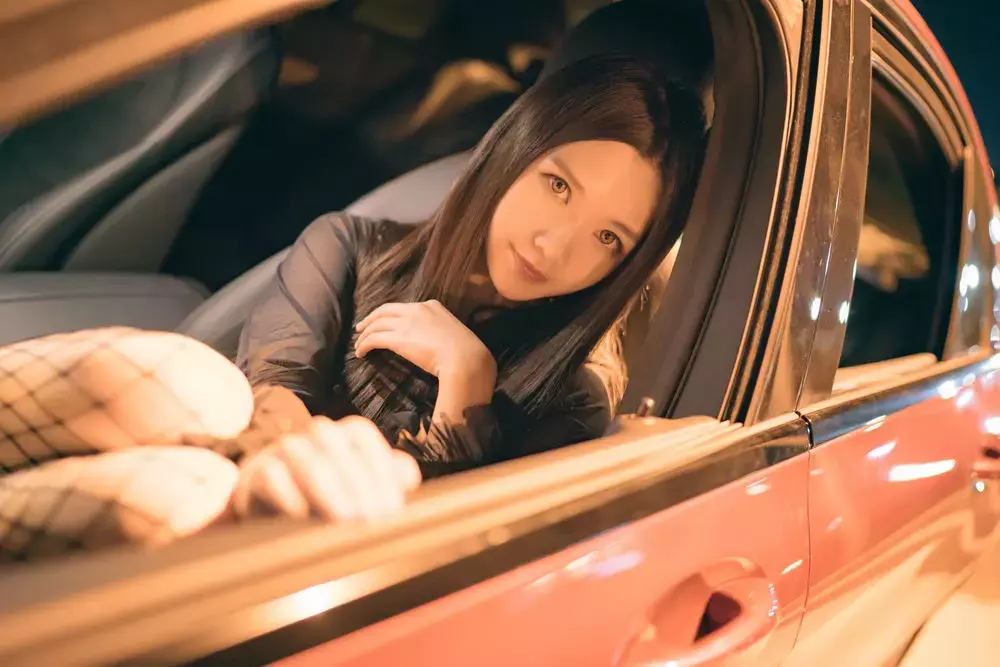 No.005-香车美人 [16P] 美女头像真人清新高清图片-丽图社