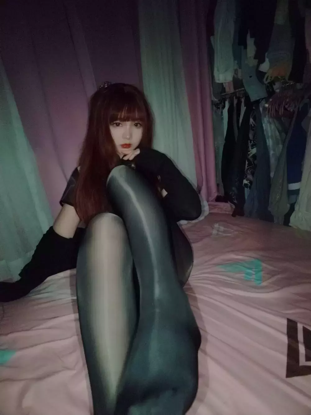 No.039-自拍系列亮丝黑旗袍 [42P 5V] 美女好身材自拍锁屏壁纸-丽图社