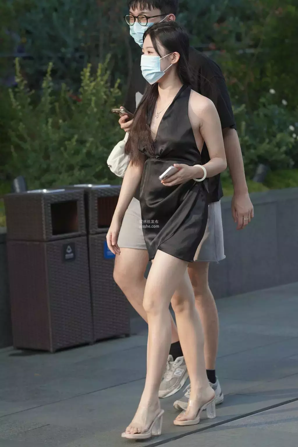 精选街拍作品 NO.2123 大气美丽吊带裙 街拍收藏大师-丽图社