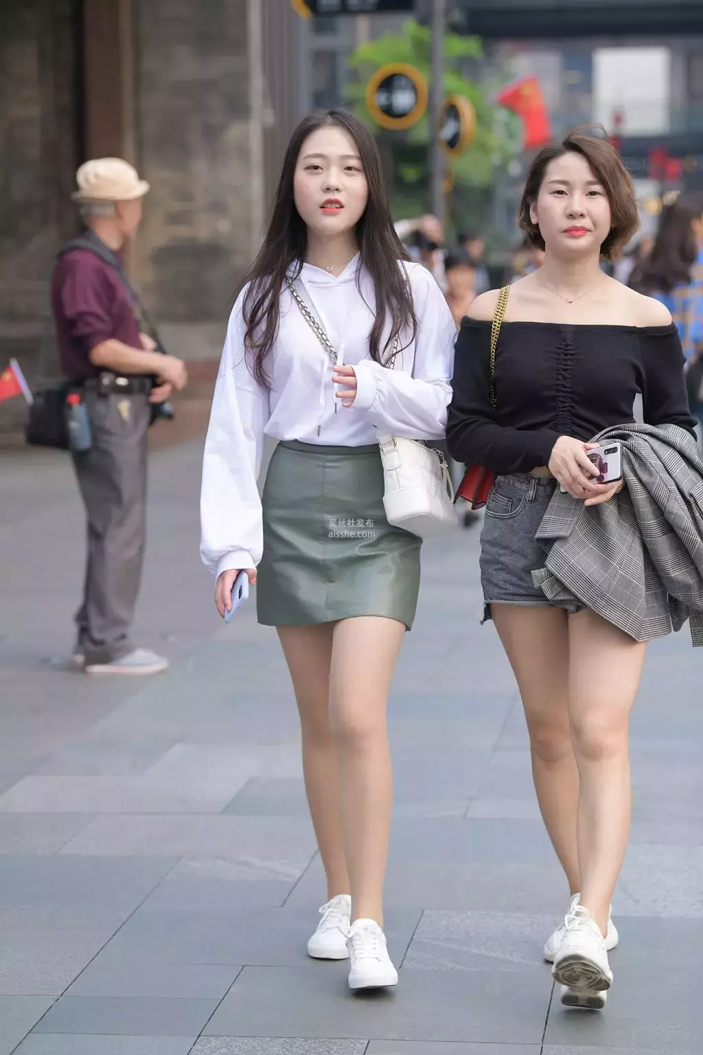 精选街拍作品 NO.1494 漂亮的皮裙女孩 街拍滚叔-丽图社