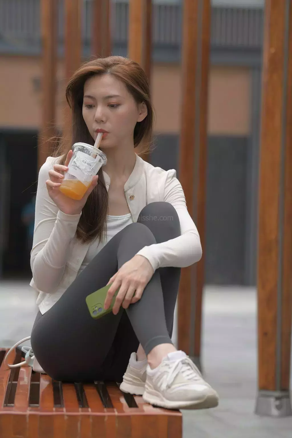 精选街拍作品 NO.1261 精致迷人的紧身裤少父1 街拍夏夏-丽图社