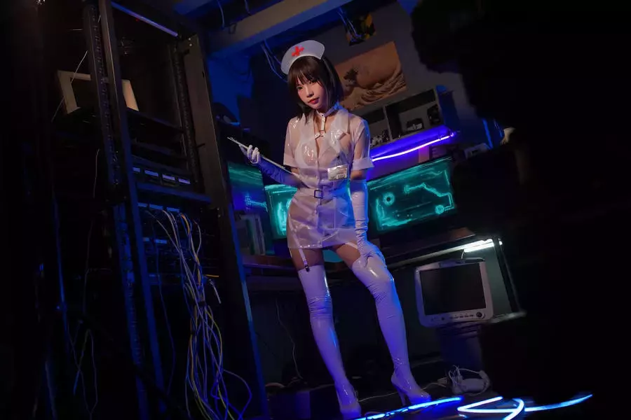 No.011 – 透明护士 [51P] 写真美女高清壁纸-丽图社