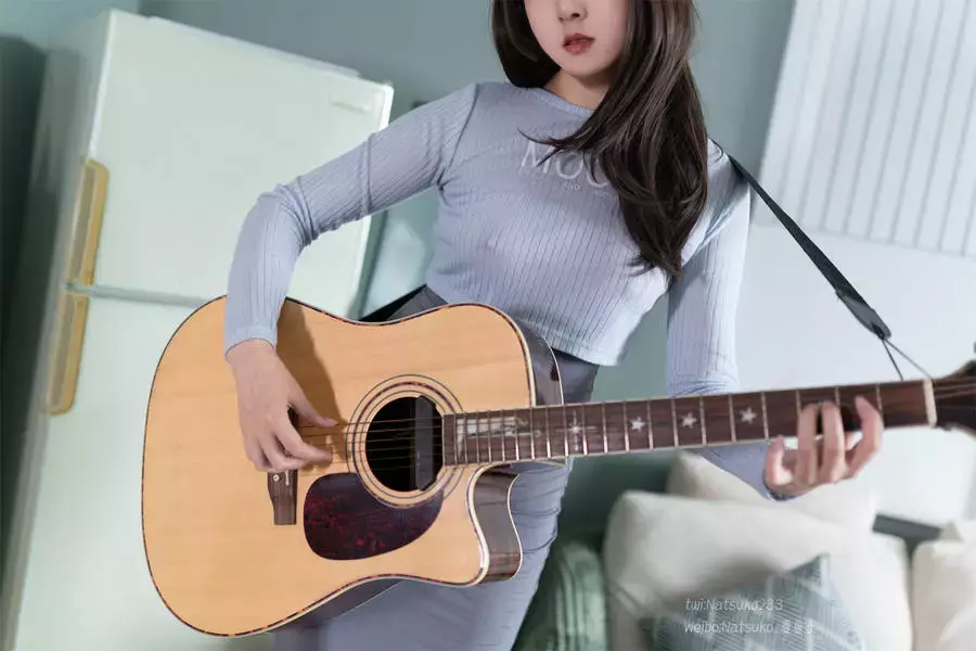 No.004-吉他妹妹 [48P] 美女高清壁纸女神写真-丽图社