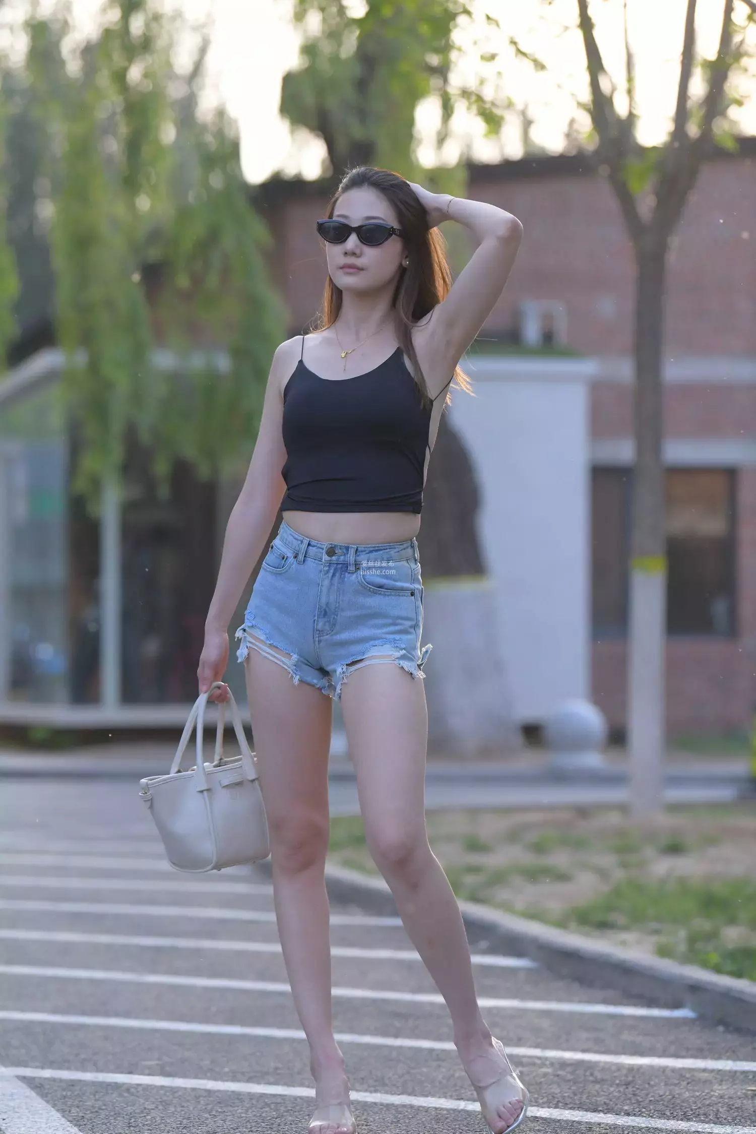 精选街拍作品 NO.1796 半颗烟花烫1 街拍美女三里屯最火-丽图社