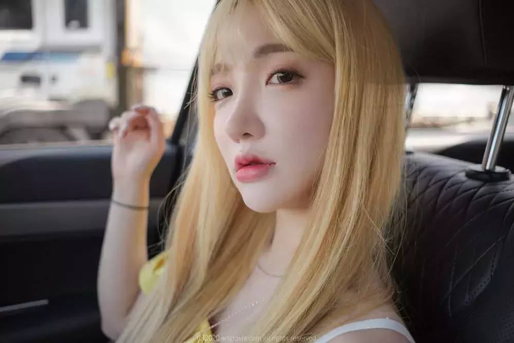 No.002-[ARTGRAVIA] VOL173 [79P] 长裙比基尼风美女写真-丽图社