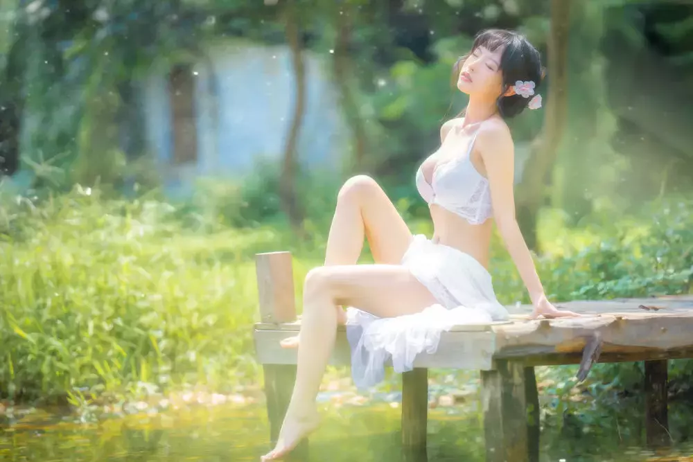 No.027-蕾丝花园 [34P] 夏天照着穿优雅又高级的写真-丽图社