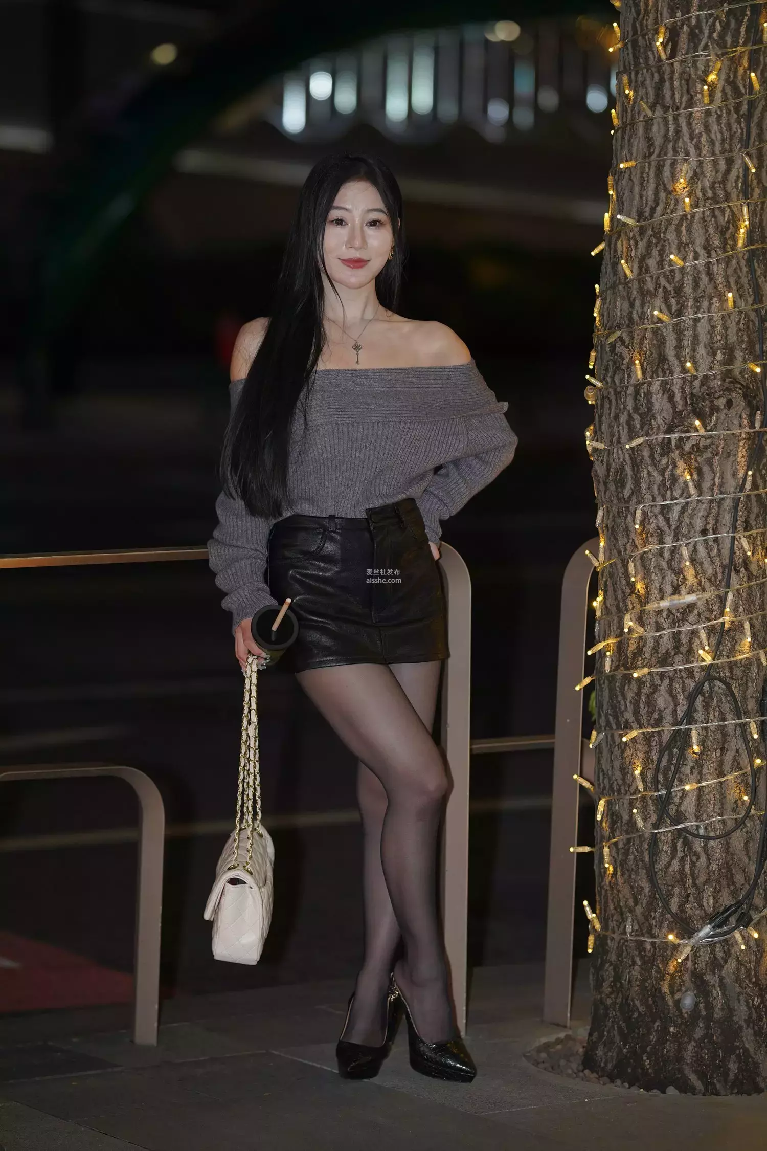 精选街拍作品 NO.1720 嘿丝长腿2 街拍夏夏-丽图社