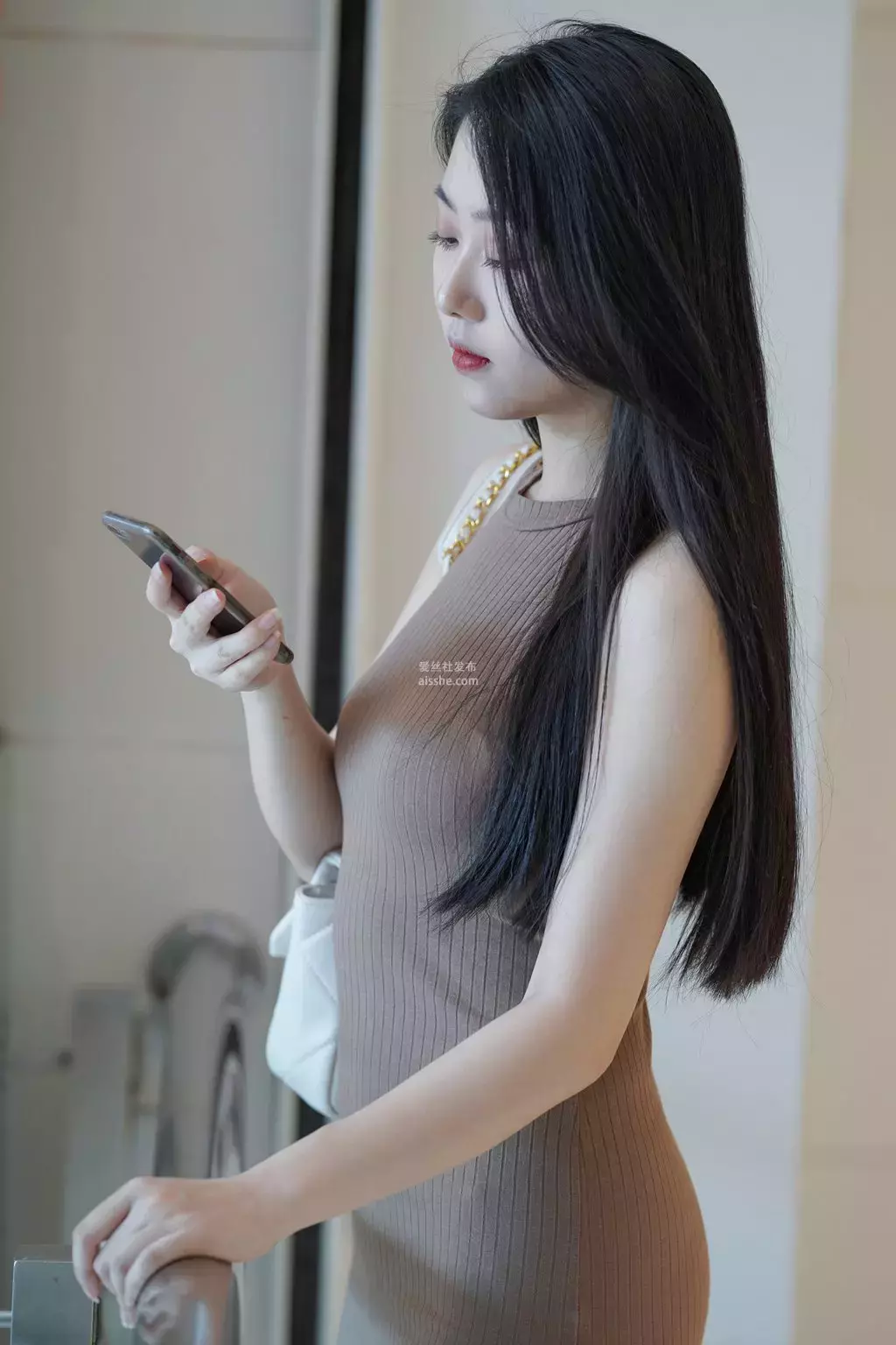 魔镜街拍 NO.114 凯恩街拍作品 搭讪包臀裙美女 街拍美脚 街拍图姐-丽图社