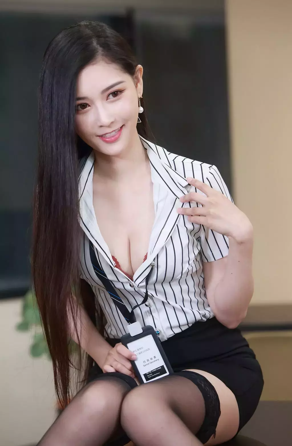 精选模拍作品 NO.255 许惠玲 OL黑丝美腿高跟 美女摄影街拍写真-丽图社