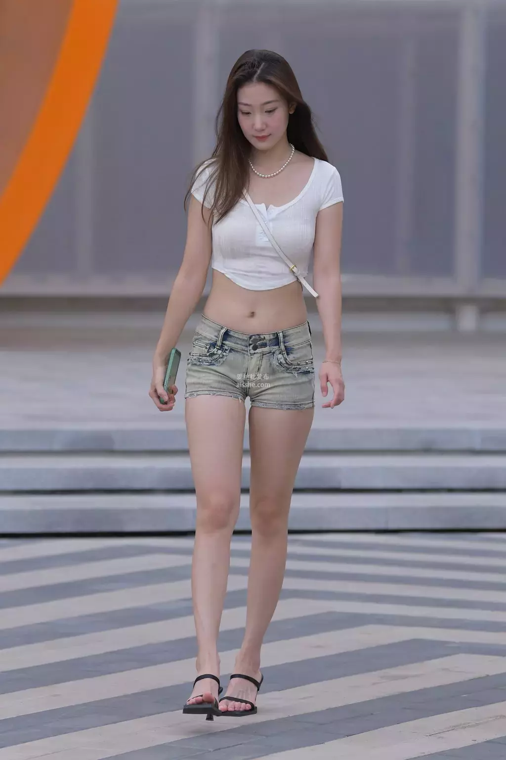 精选街拍作品 NO.1940 薄荷加冰2 街拍超短裙-丽图社