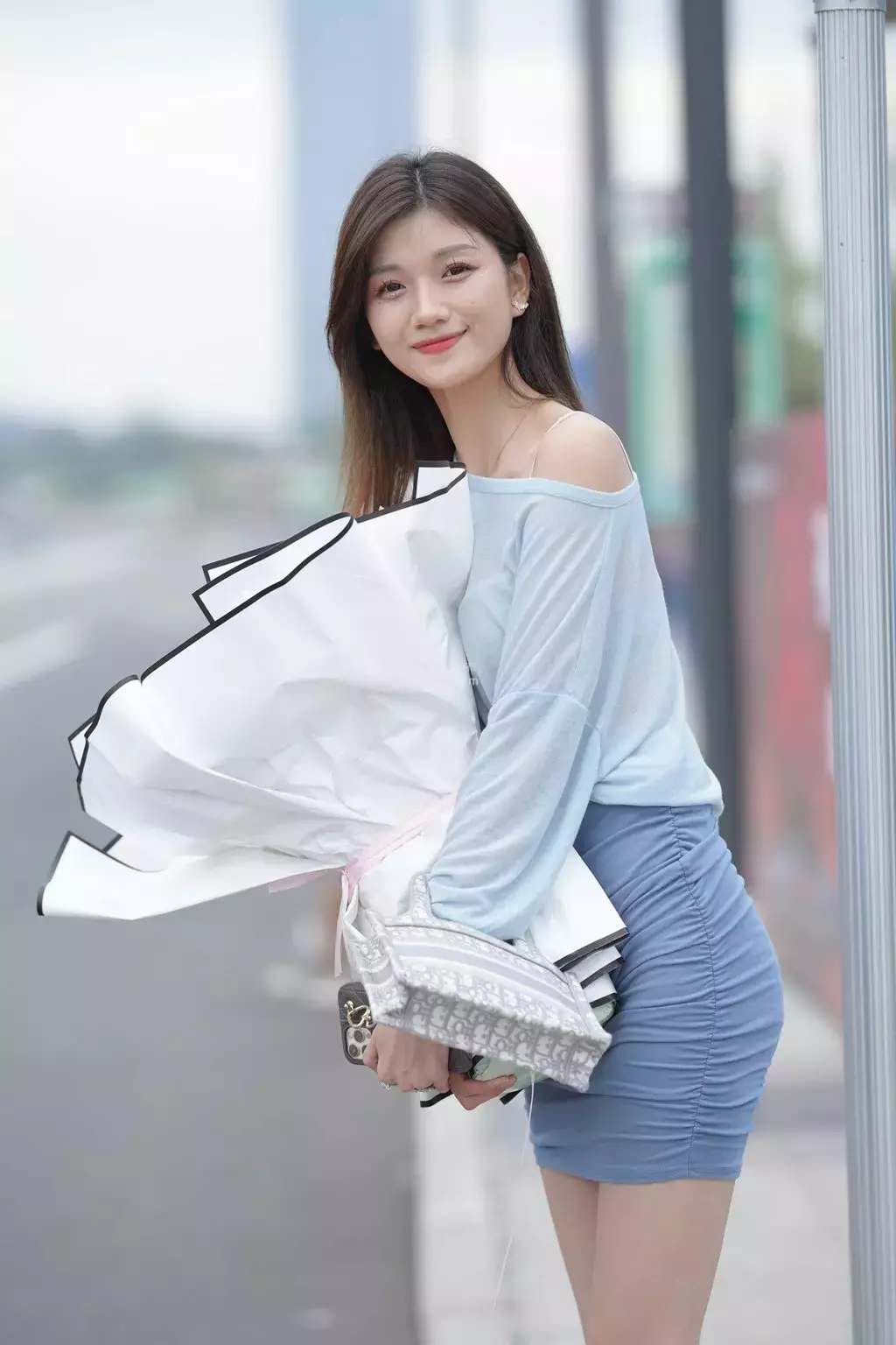 精选街拍作品 NO.2105 长腿包臀裙美女2 街拍美脚 街拍图姐-丽图社