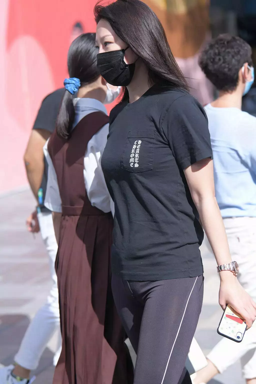 精选街拍作品 NO.1096 紧身裤美妇 成都街拍模特-丽图社