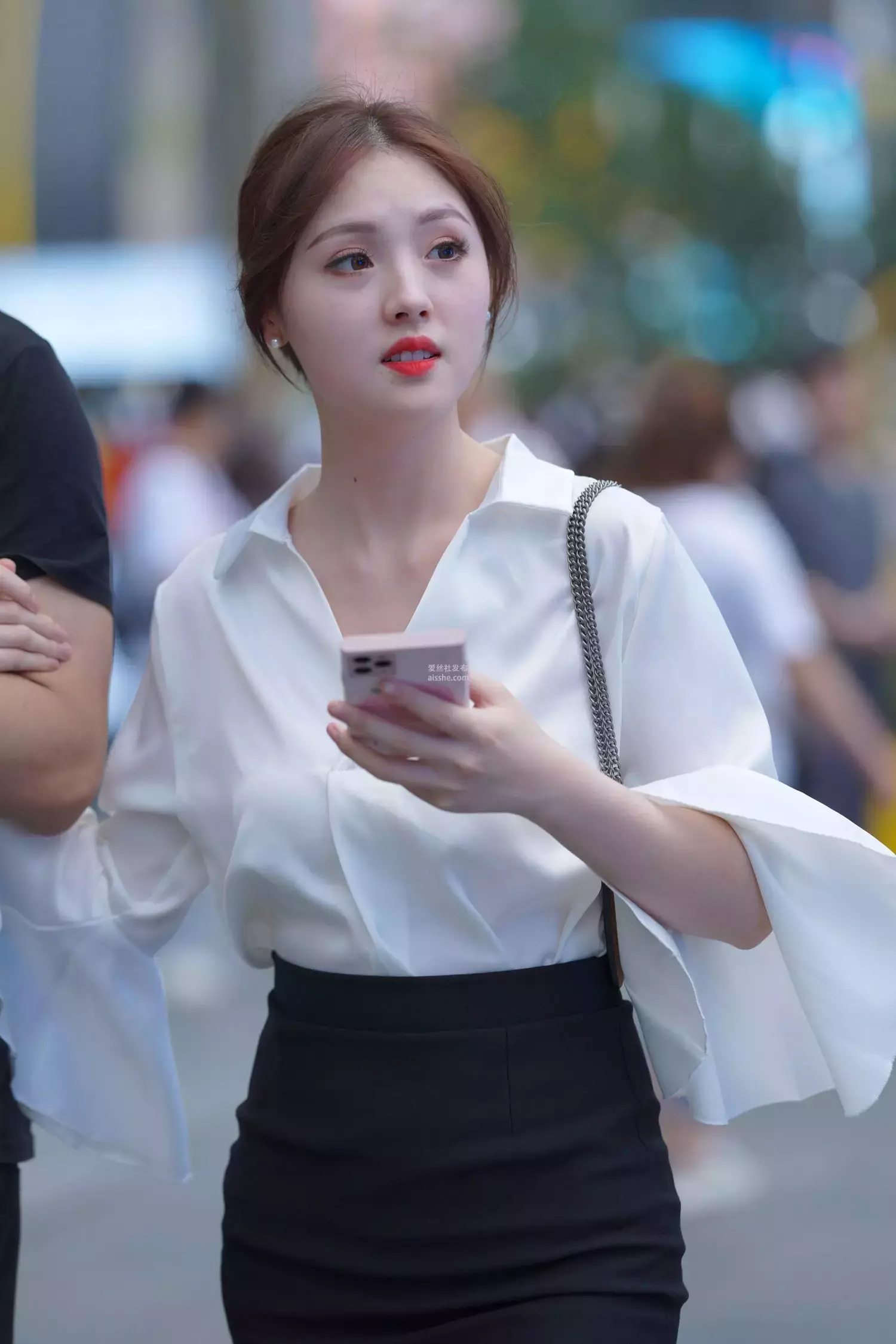 精选街拍作品 NO.1669 黑色职业裙美女 街拍不修图-丽图社