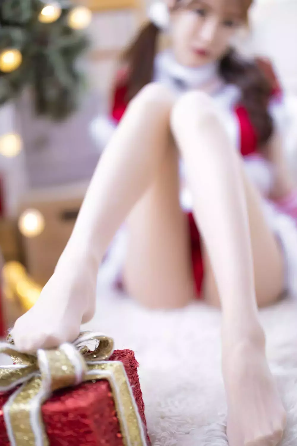 No.003-圣诞特辑 – 大众版 [36P 1V] 夏天照着穿优雅又高级的写真-丽图社