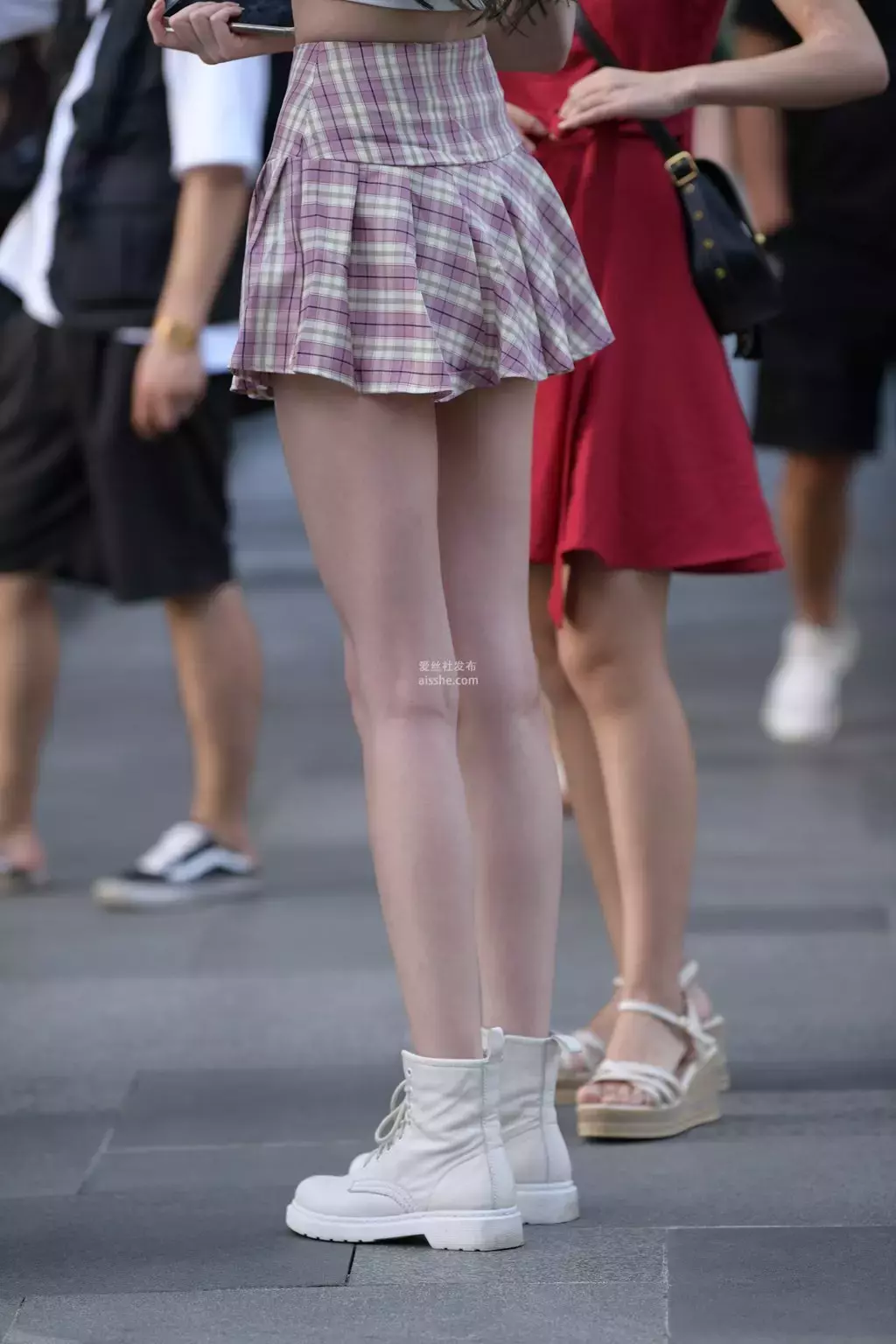 精选街拍作品 NO.2279 百褶裙少女 美女舞蹈艺术写真模特-丽图社