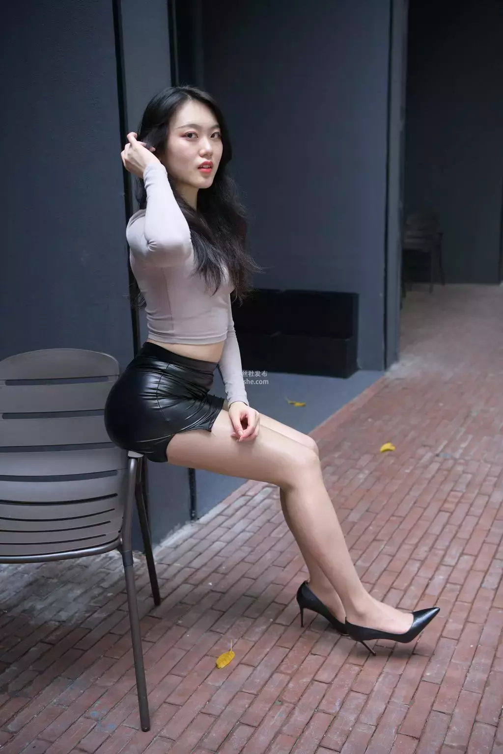 魔镜街拍 NO.100 魂魂街拍作品 那个女人 2-6 街拍 英文 街拍图片-丽图社