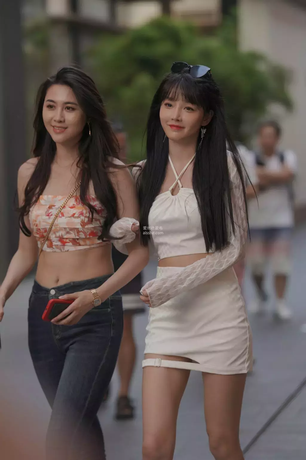 精选街拍作品 NO.2177 白色套装裙1 街拍风情万种的美女图片写真-丽图社