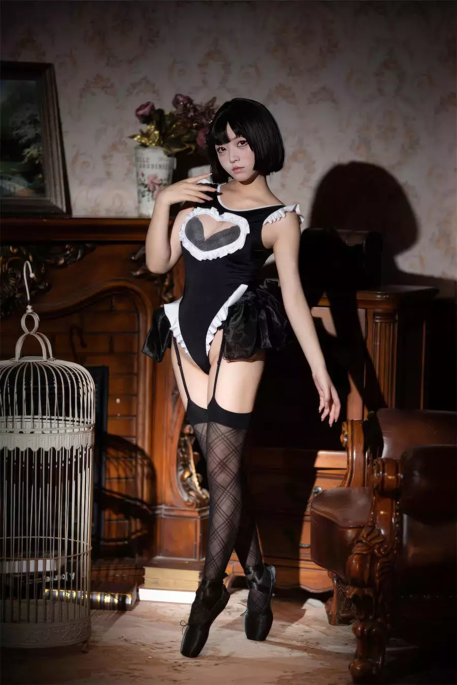 No.025 – 马戏团芭蕾 吊带袜高叉 [43P] 清纯时尚美女写真拍摄-丽图社