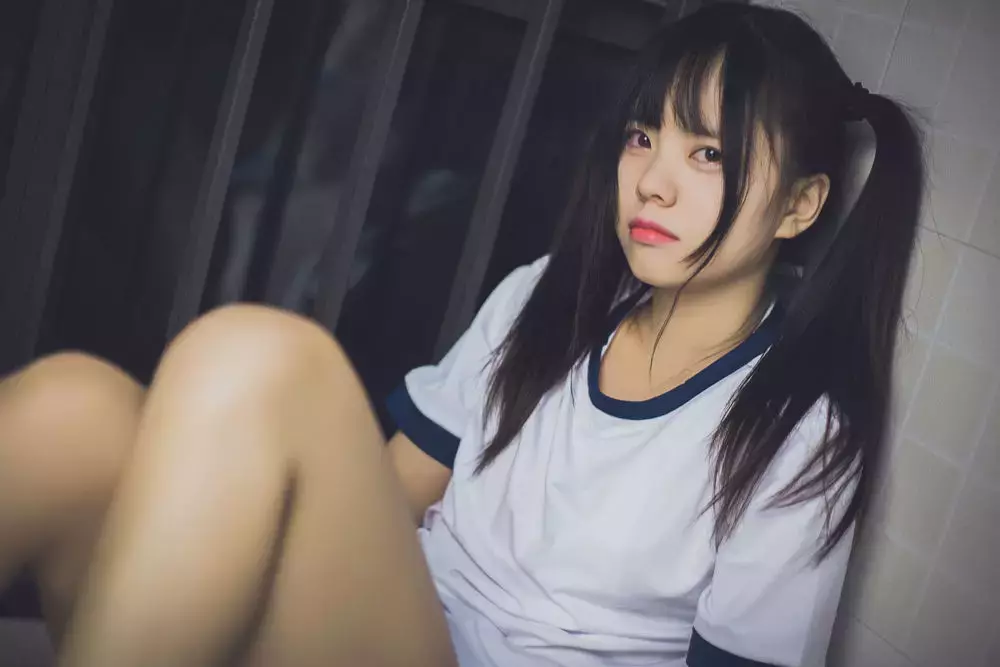 No.044-运动服·悲 [15P] 长裙比基尼风美女写真-丽图社