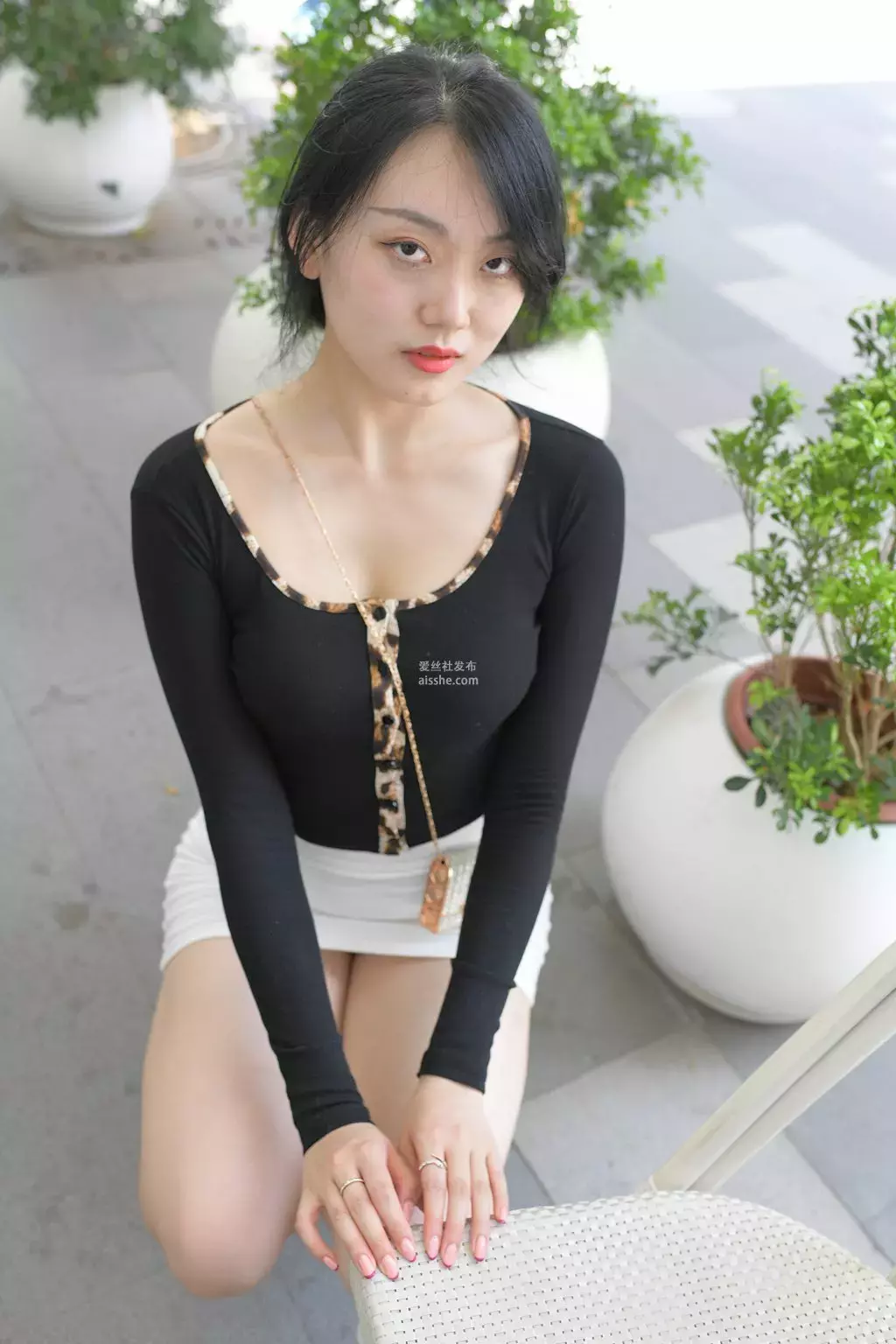 魔镜街拍 NO.130 白裙女子-3 街拍风情万种的美女图片写真-丽图社