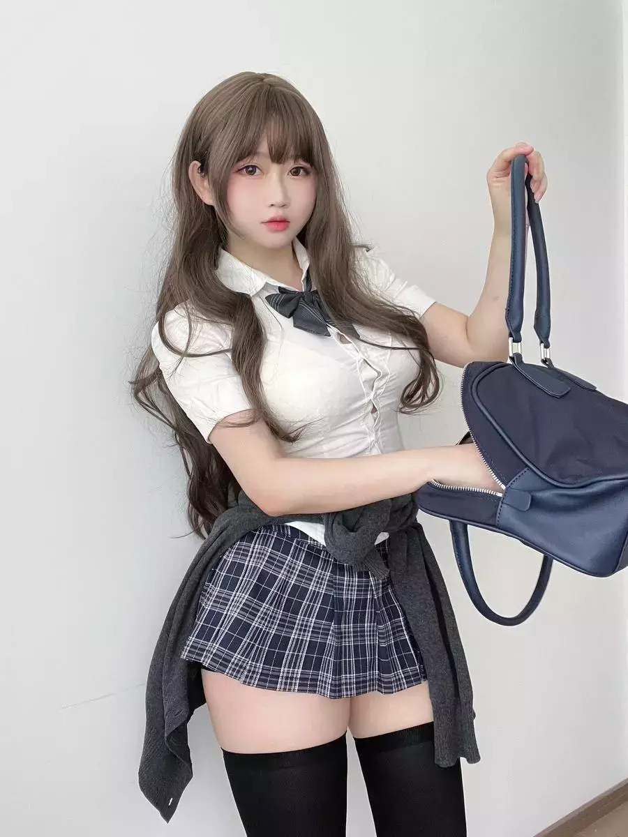 No.070 – 学姐的日常 [35P 3V] 气质佳长相甜美-丽图社