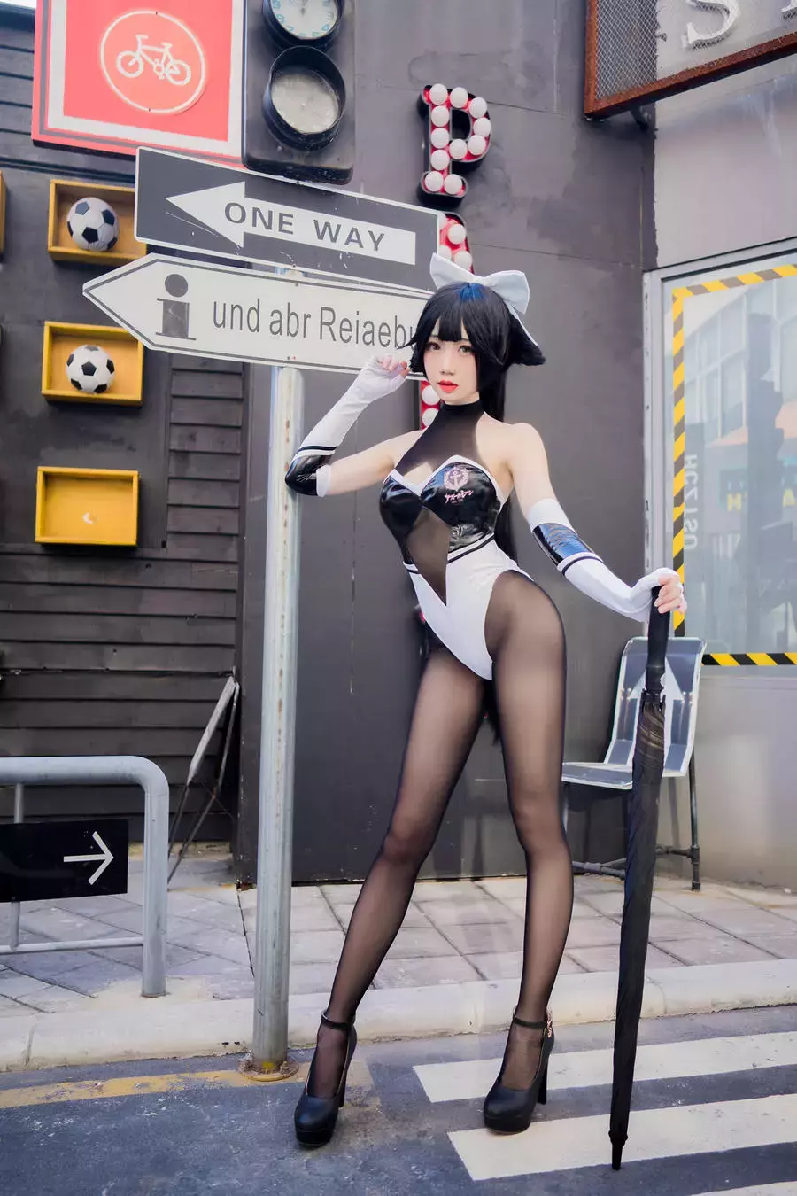 No.031 – 高雄赛车娘 [23P] 美女好身材壁纸高清图片-丽图社