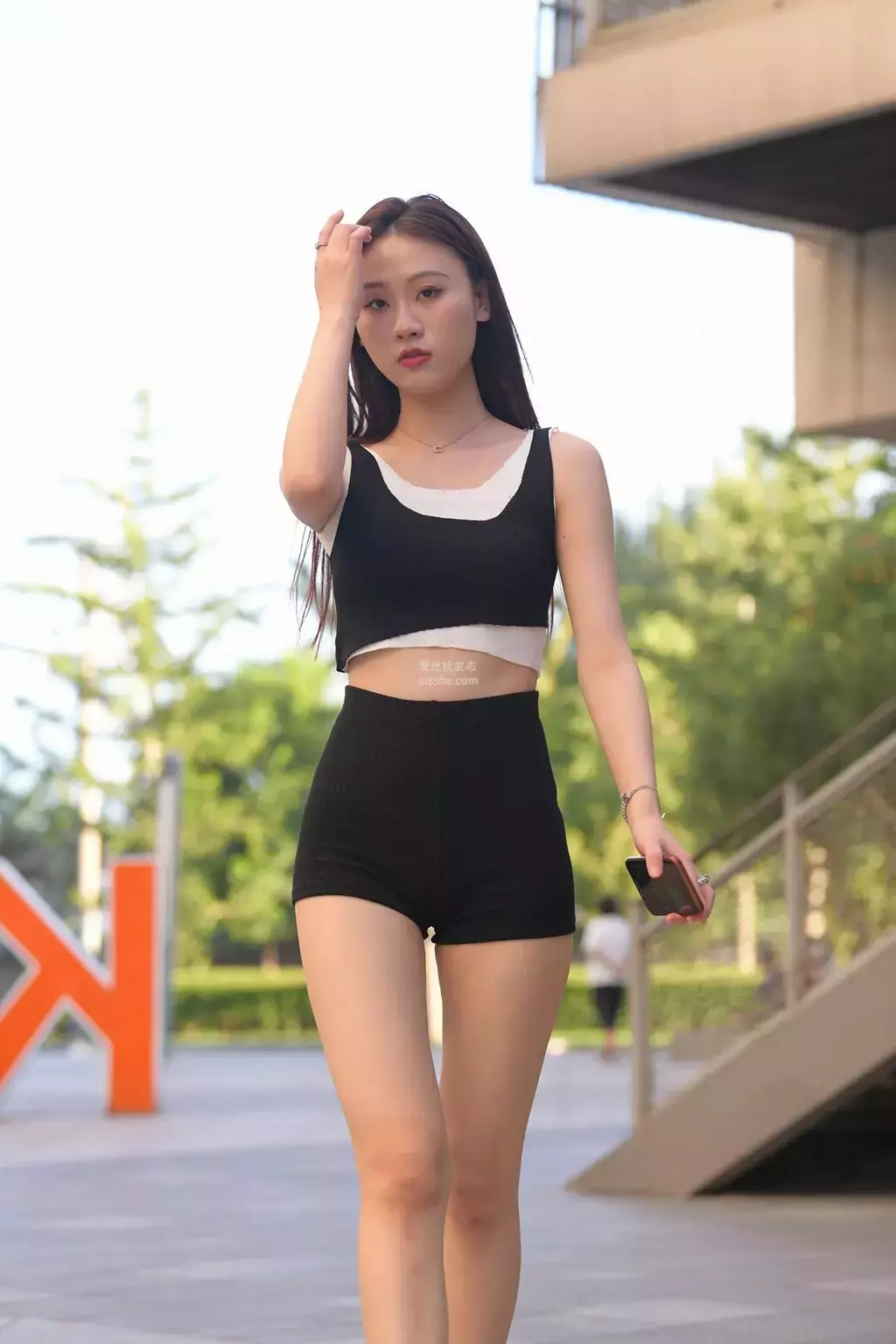 精选街拍作品 NO.1486 冷眸2 街拍性感-丽图社