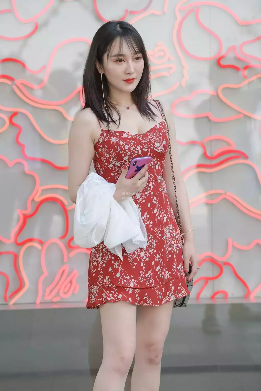 精选街拍作品 NO.2320 甜美碎花裙 街拍紧身裤-丽图社