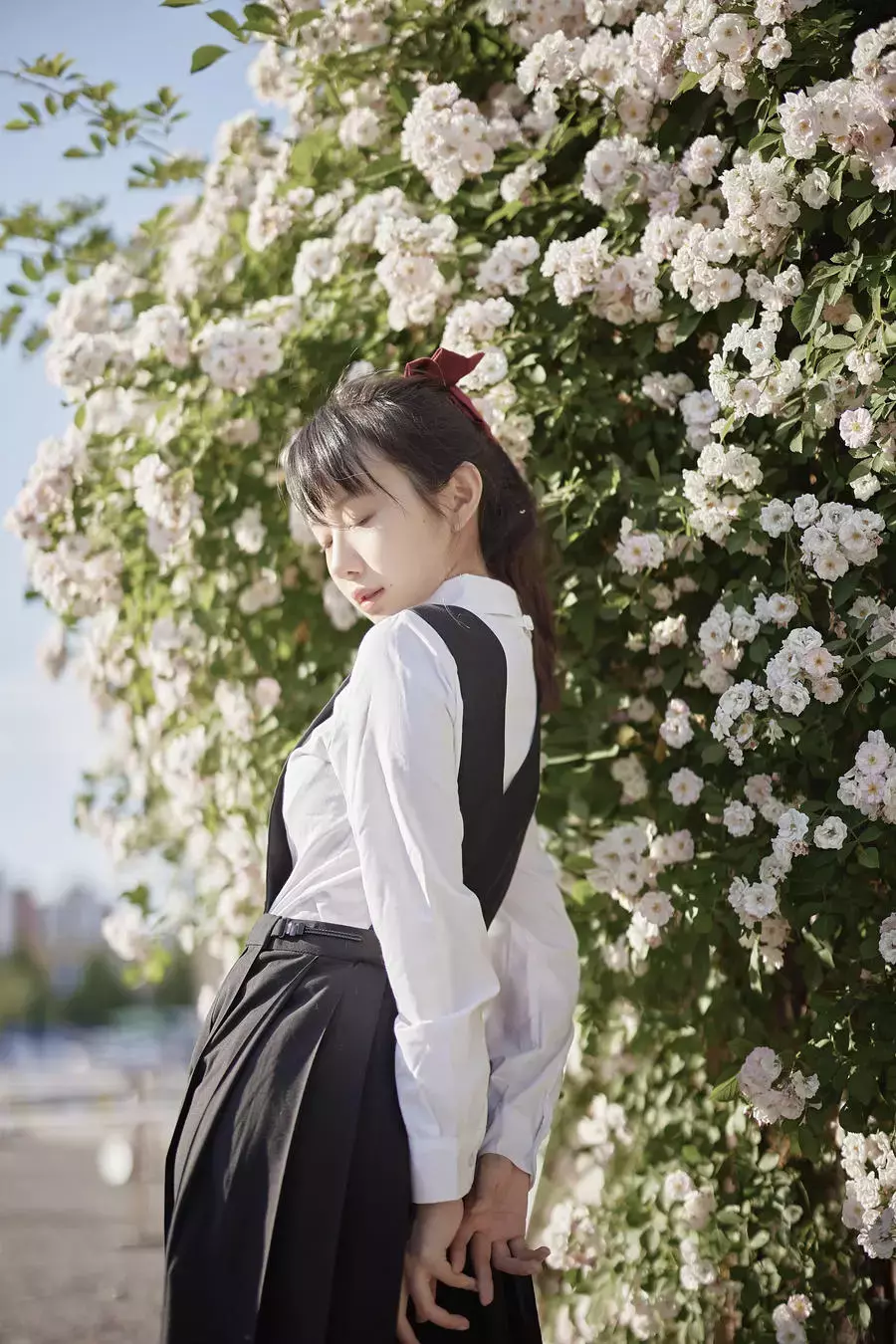 No.085-蔷薇JK [14P] 超高清国内美女模特精选套图-丽图社