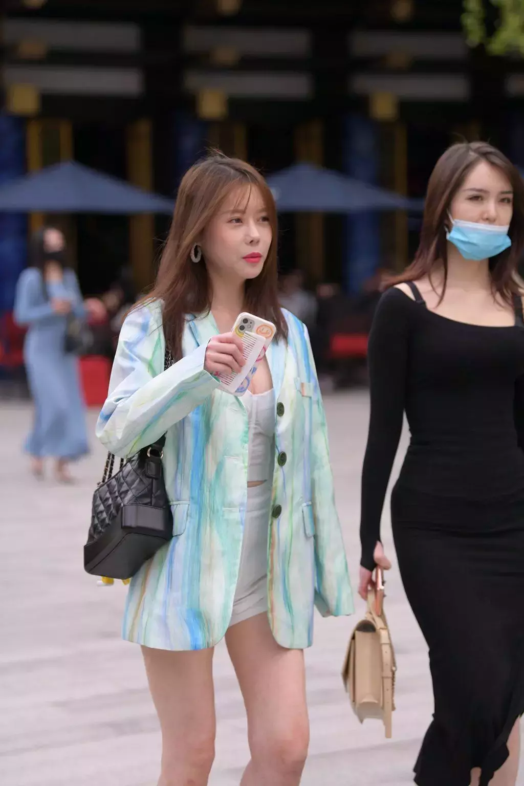 精选街拍作品 NO.1233 包臀长裙美女 街拍三里屯-丽图社