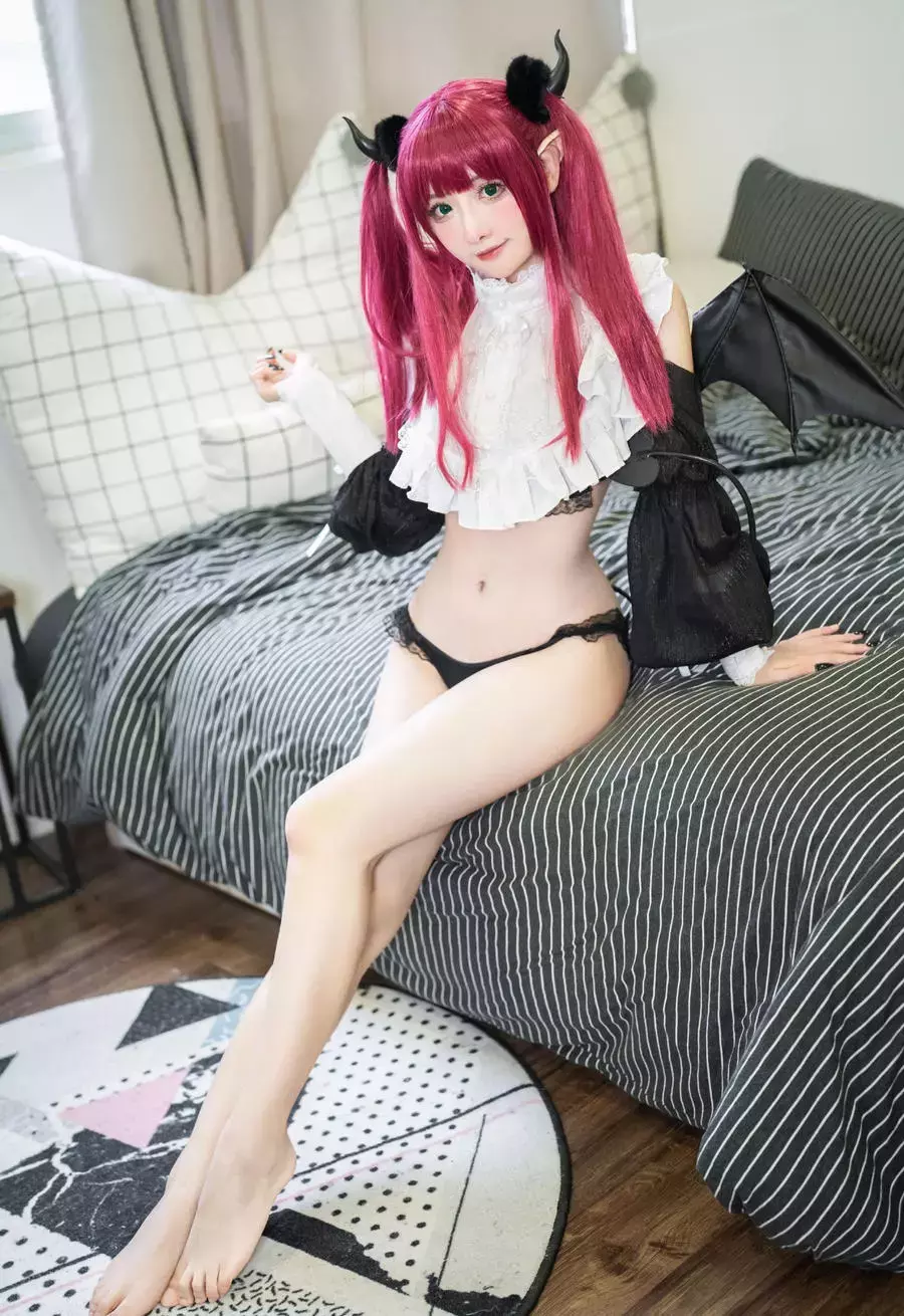 No.012 – 利兹小恶魔 [15P] 清纯美女图片高清图集-丽图社