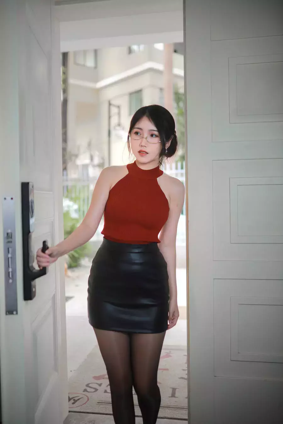 No.038 – 姐姐在家独自买醉 [42P] 氧气美女 雪肌如玉 楚楚动人写真-丽图社