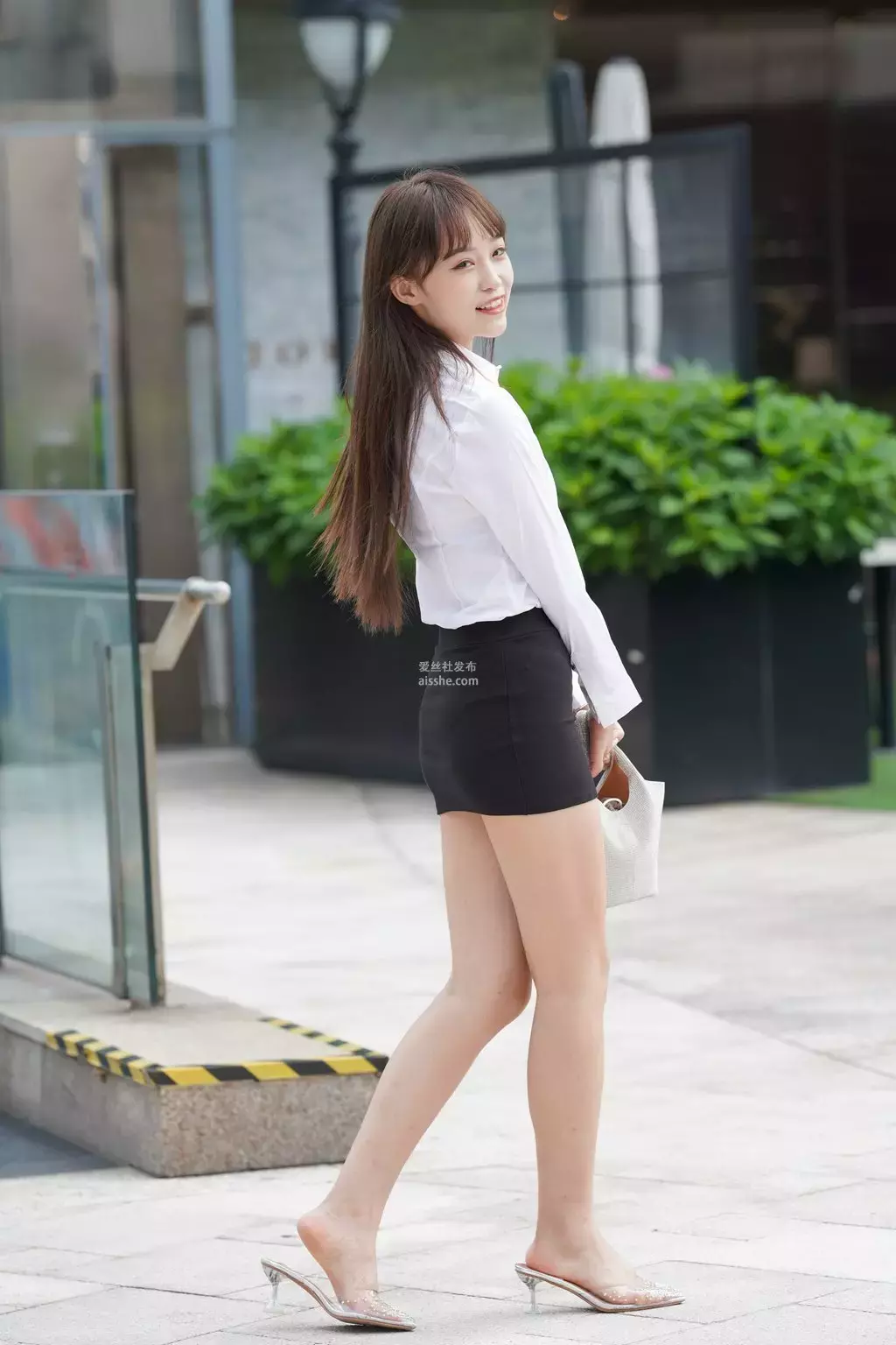 魔镜街拍 NO.151 制服长腿美女-3 时尚街拍美女合集-丽图社