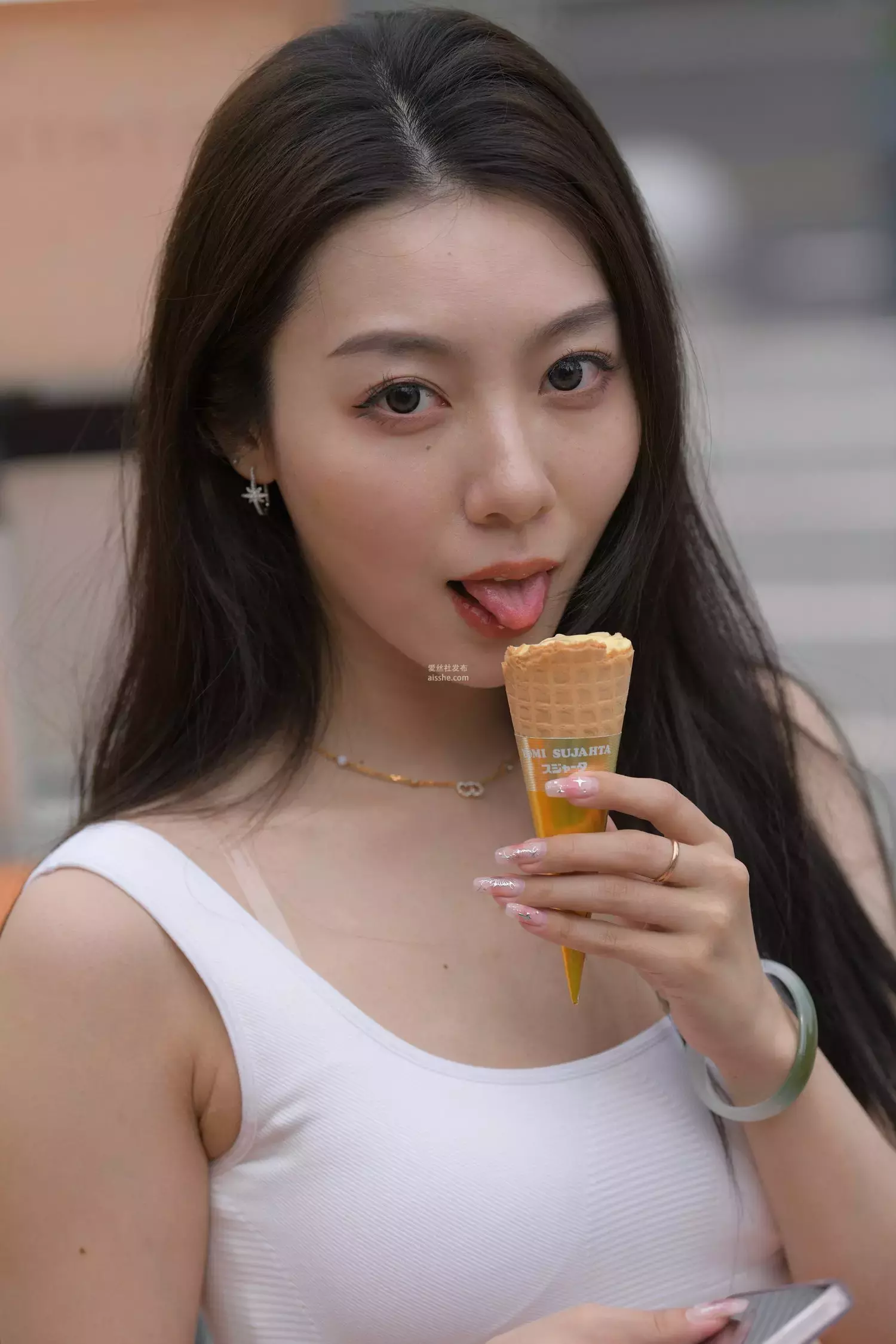 精选街拍作品 NO.1779 远行8 上海街拍-丽图社