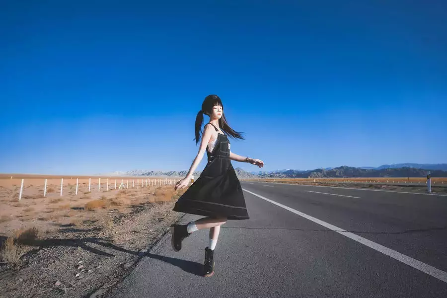 No.197 – 遥 [20P] 百变时尚美女穿搭照片-丽图社