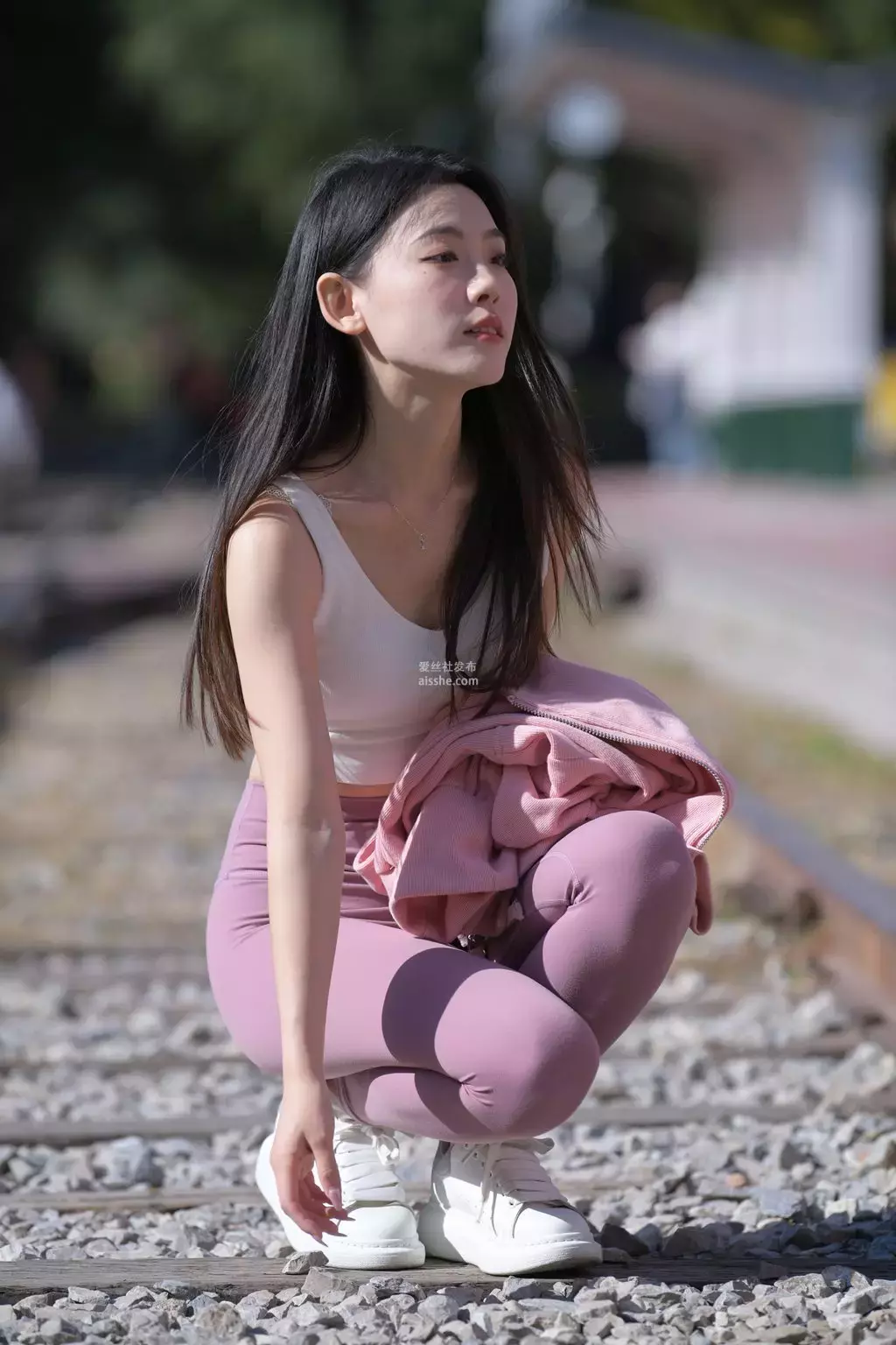 精选街拍作品 NO.2023 心动百分九4 爱上辣妈紧身牛仔裤-丽图社