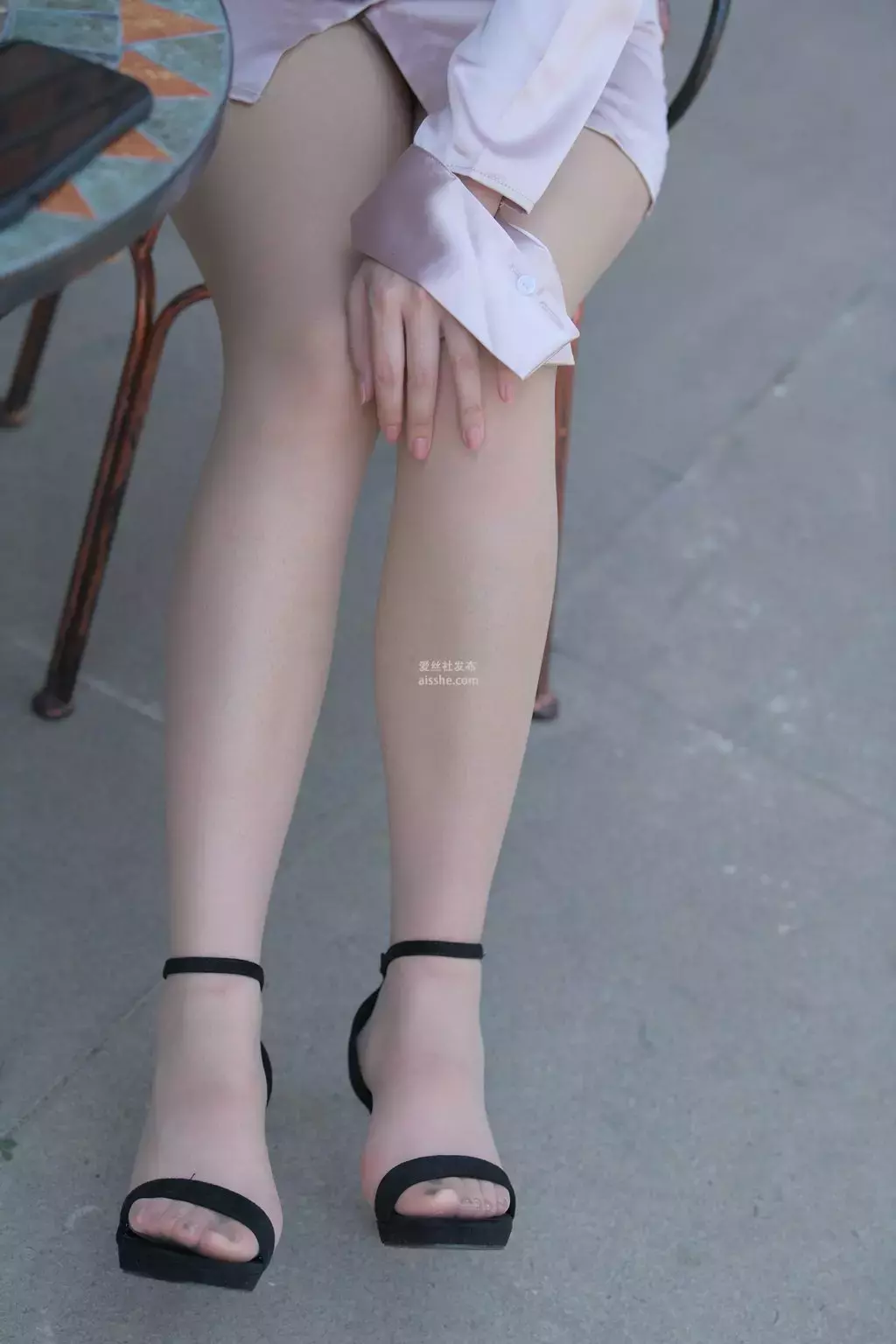 精选街拍作品 NO.1848 谜兔6 街拍美脚 街拍图姐-丽图社