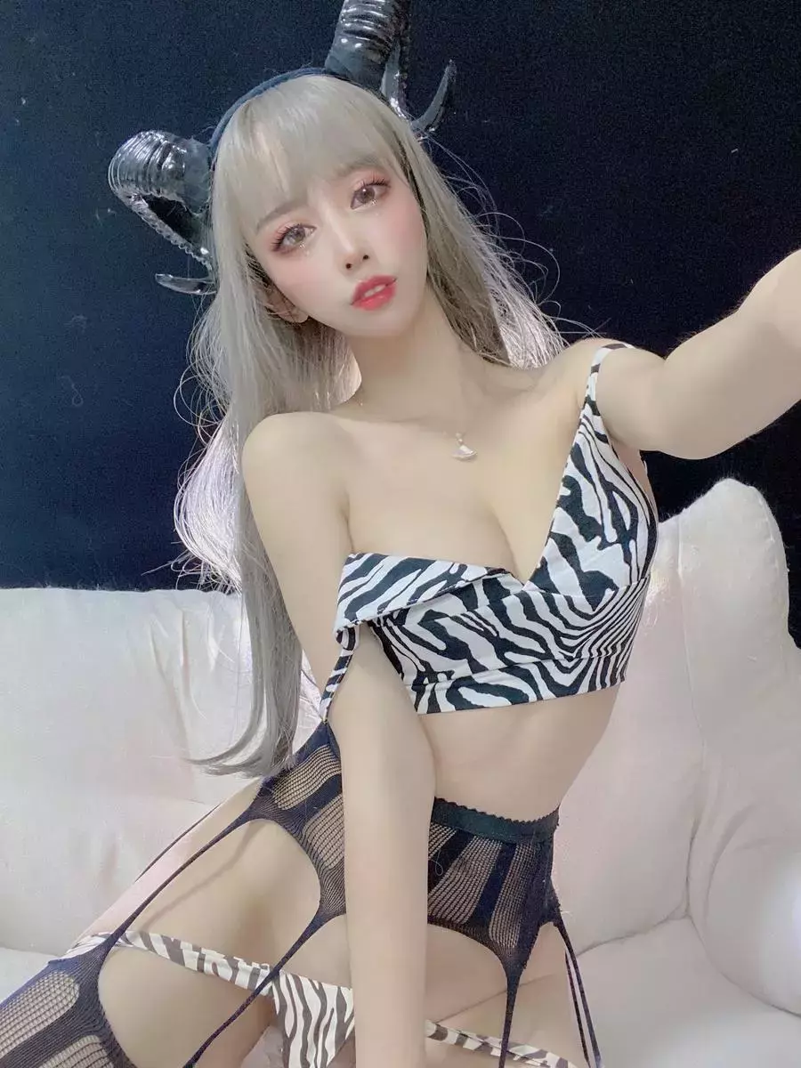 No.105-魅魔 [40P 1V] 清纯时尚美女写真拍摄-丽图社