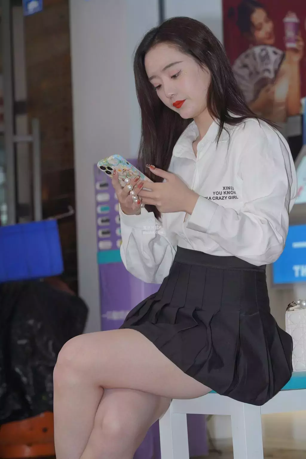 精选街拍作品 NO.1559 百褶裙美女2 美女摄影街拍写真-丽图社