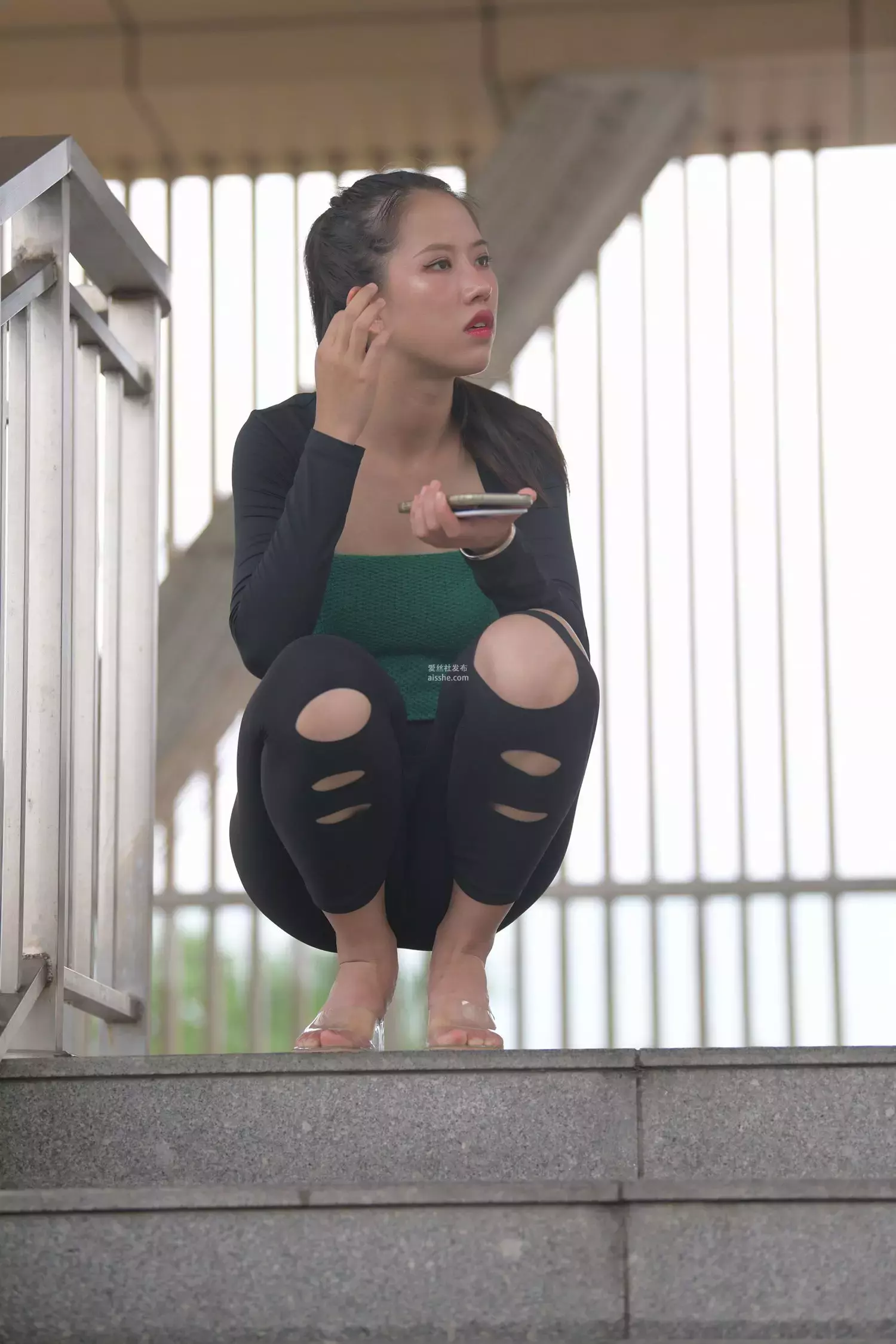 精选街拍作品 NO.1734 黑色瑜伽裤美女3 街拍高跟鞋黑丝美女-丽图社