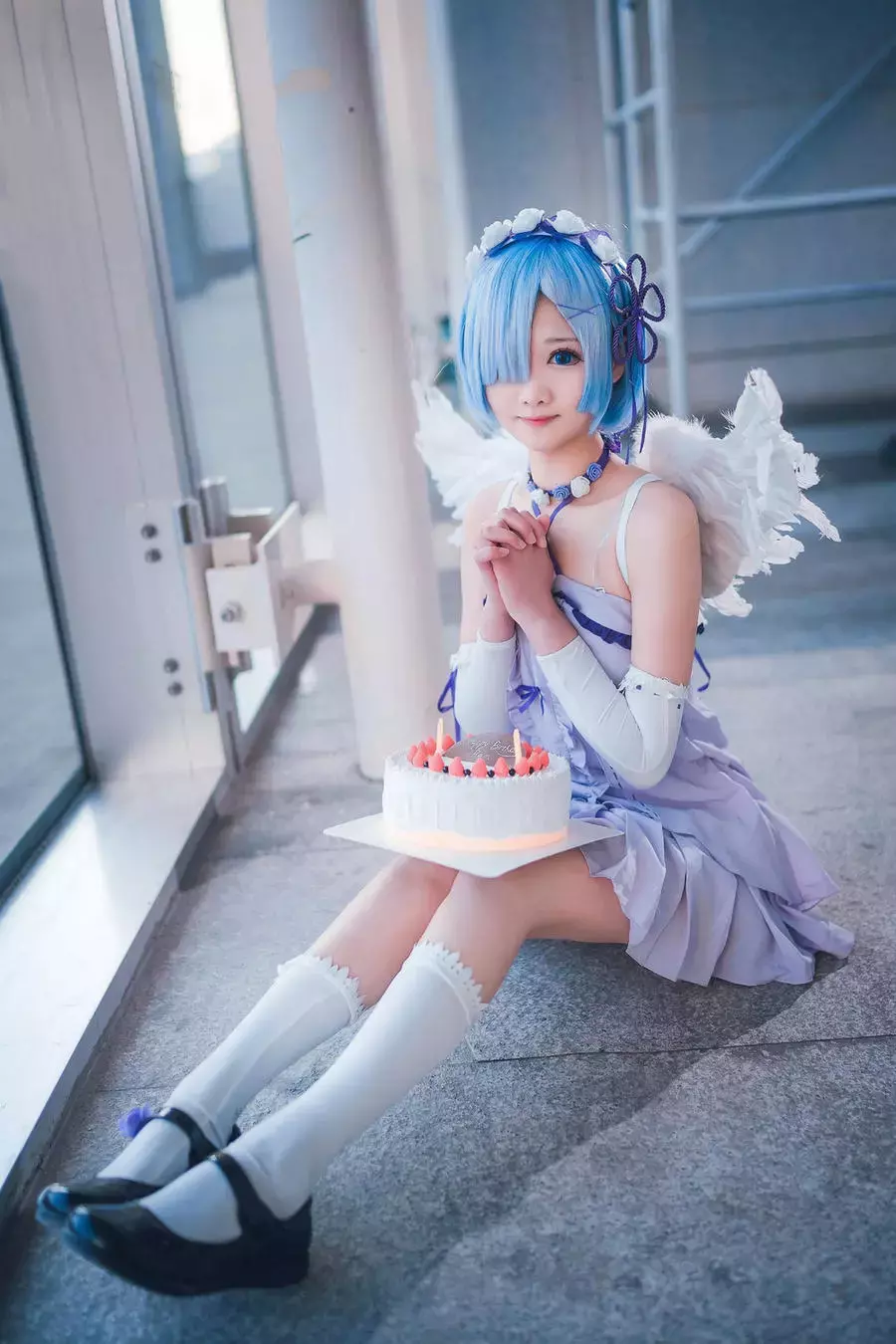 No.034-RE从零开始的异世界生活 蕾姆绝对领域手か场照 [9P] 美女壁纸 谁不爱身材好的小姐姐-丽图社