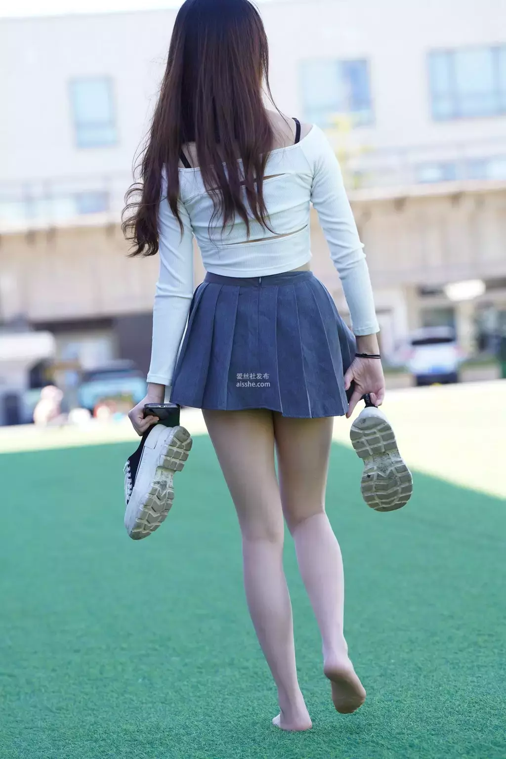 精选街拍作品 NO.2407 百褶裙女孩3 街拍上海 街拍热裤-丽图社